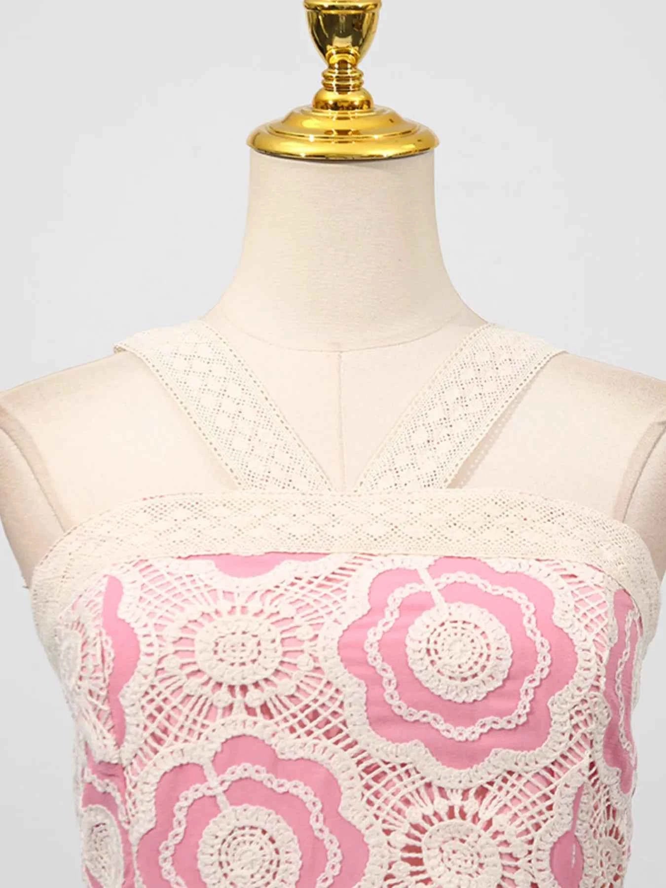 Lace Sleeveless Tiered Midi Dress 92c3bd2561084ff6bae9247ce32290c1-Max-Origin