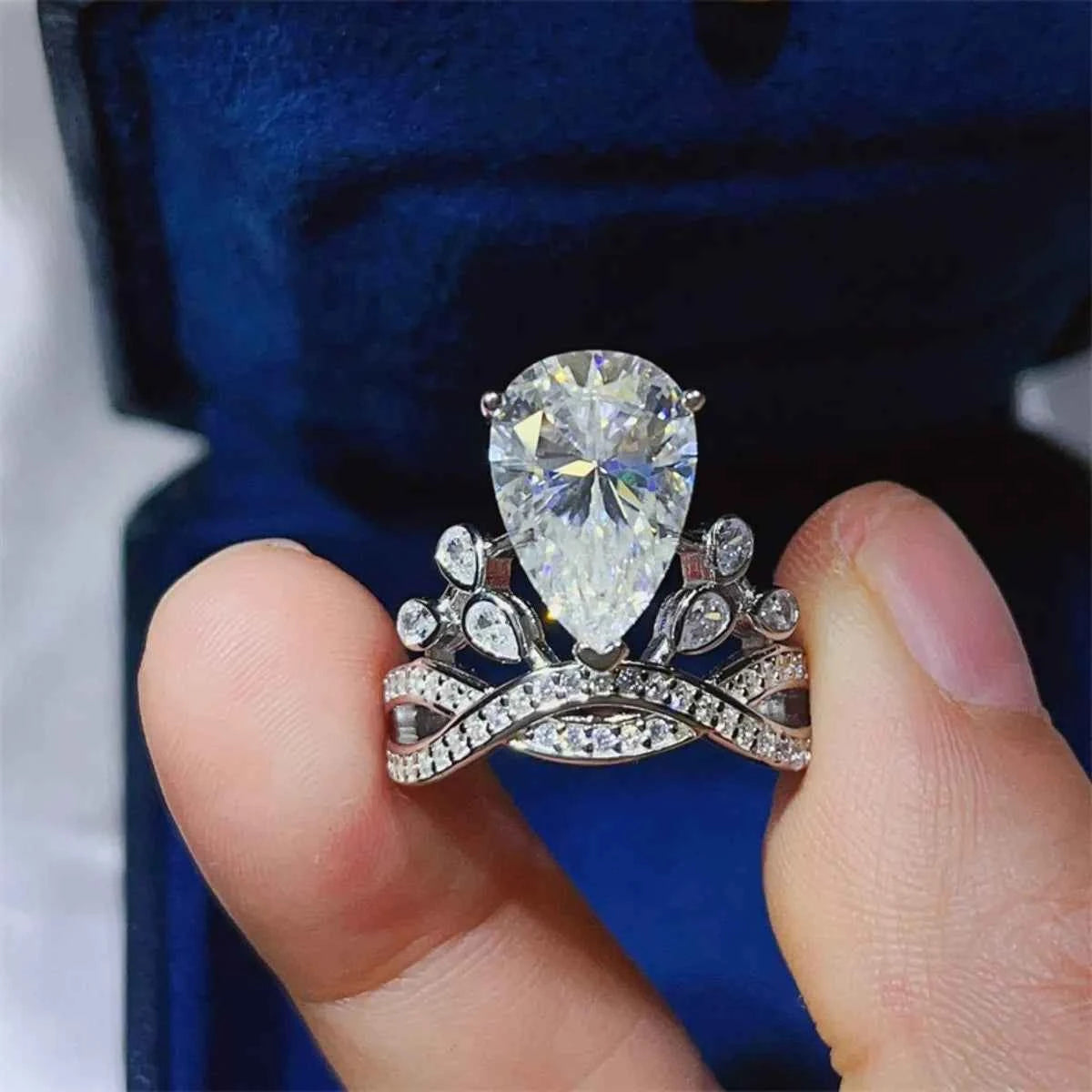 5 Carat Moissanite 925 Sterling Silver Ring 92c99b7c-23d5-43f8-9169-60485f1da542-Max-Origin