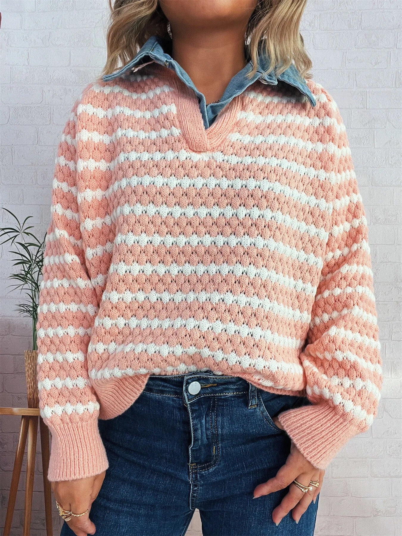 Contrast Striped Sweater with Denim Collar 92cec677ffb44e5a89b0332a5745721e-Max-Origin