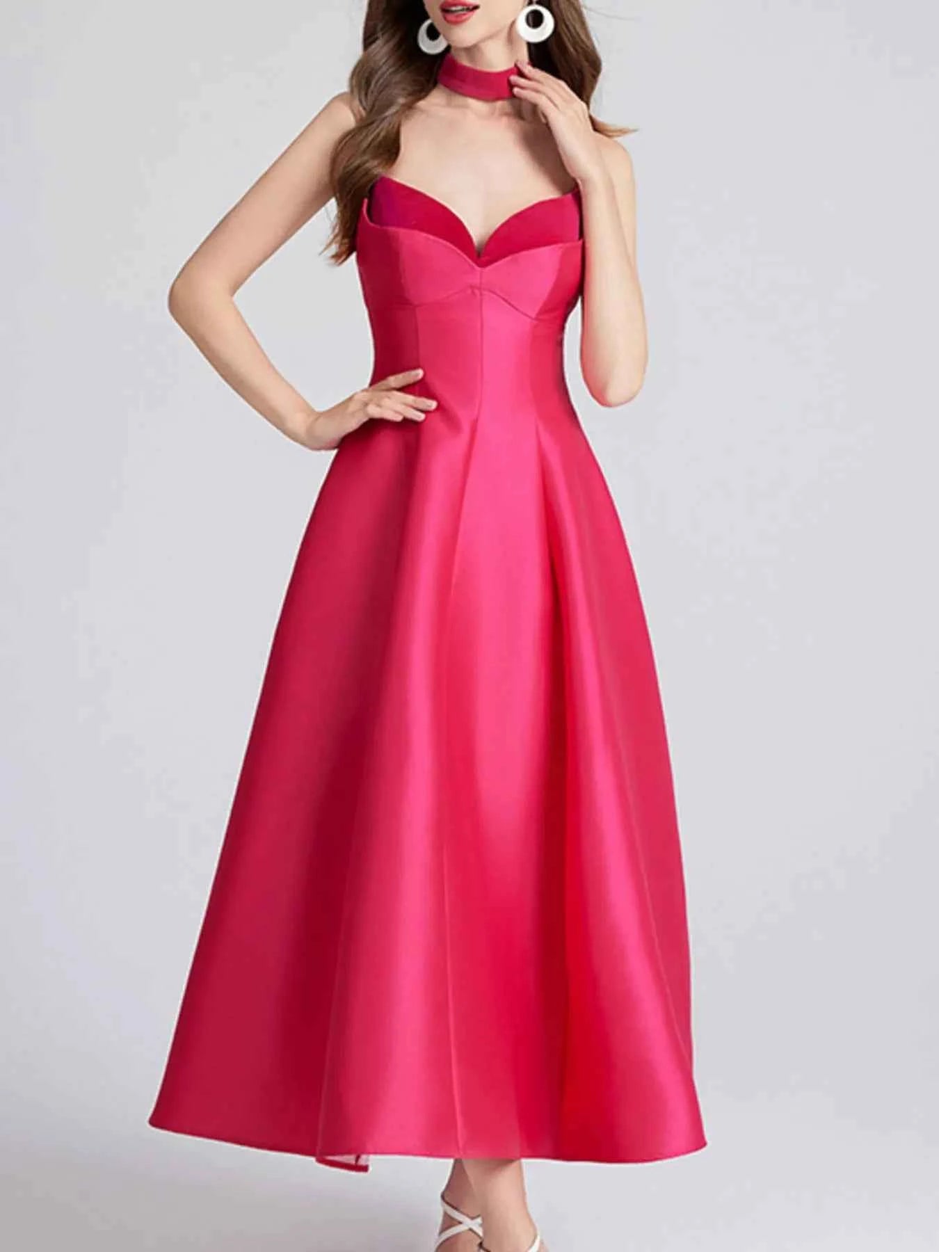 Sweetheart Spaghetti Strap Midi Dress with Collar 93060a2c-e447-4093-a73d-95ac7ff85c78-Max-Origin