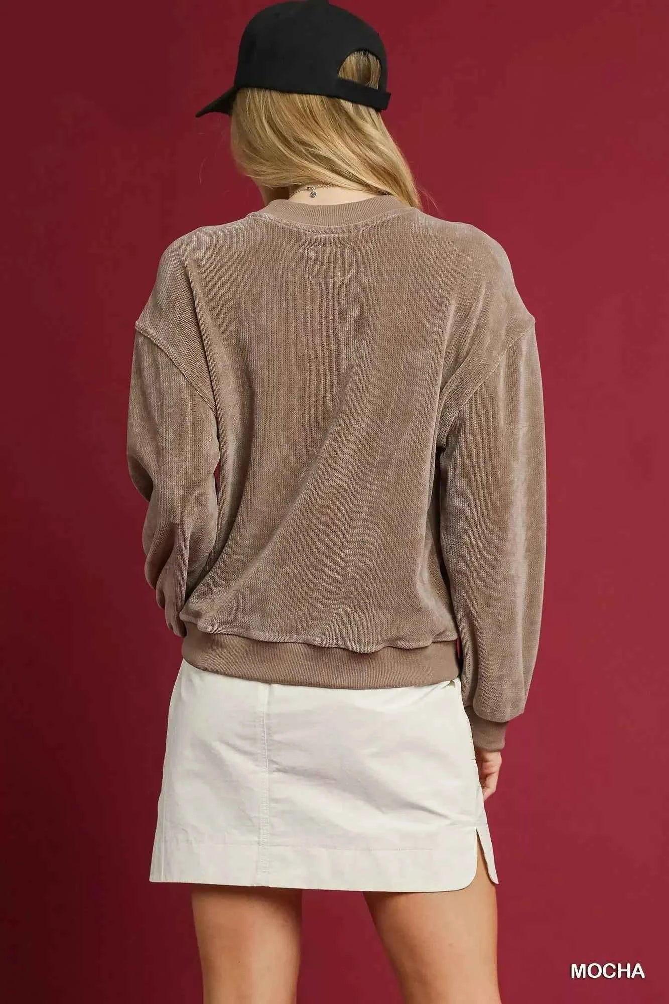 Umgee Velour Crewneck Balloon Sleeve Sweatshirt 930acc25-b11c-415c-bba5-b00ba4bf7bc9-Max-Origin