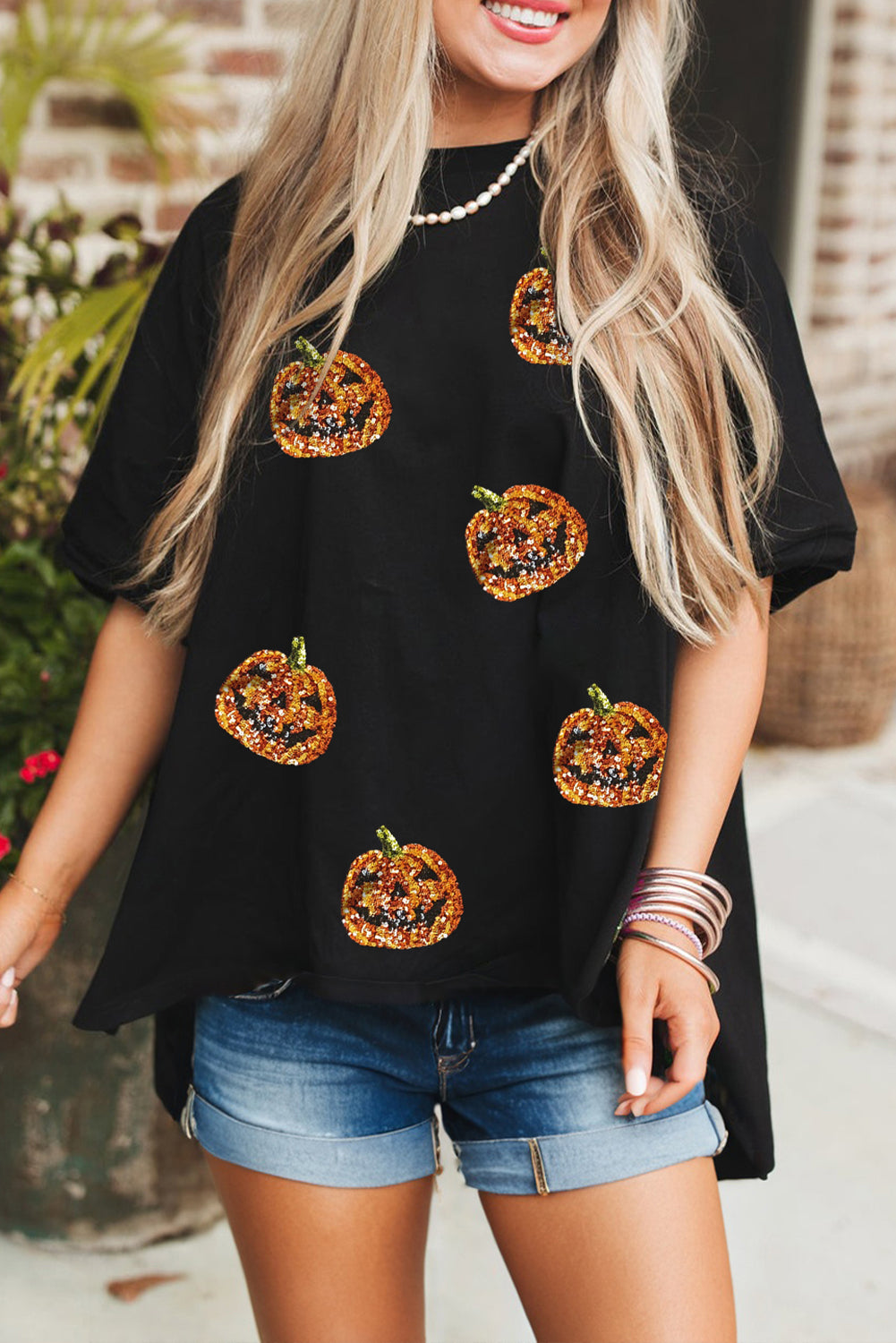 Black Pumpkin Face Sequins Patch Halloween Graphic Tee 932d52b944480595