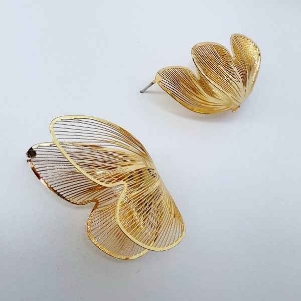 Gold or Silver Finish 3D Butterfly Post Back Earri Gold One Size 93b570b4-ad23-42f2-bee0-e7782de9d446