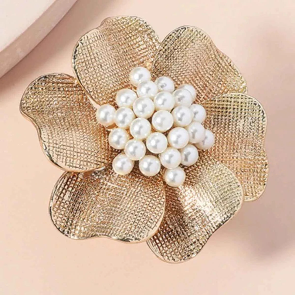 18K Gold-Plated Pearl Flower Ring 93cfe0a9-7a25-40ad-b33c-1022b18d061a-Max-Origin