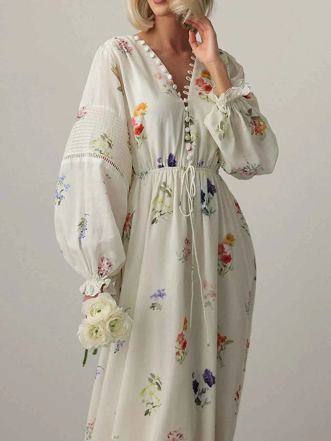 Floral Print Long Sleeve Midi Dress White 93d1d6d4-4ba7-46a0-8a10-eed5a86ced91-Max-Origin