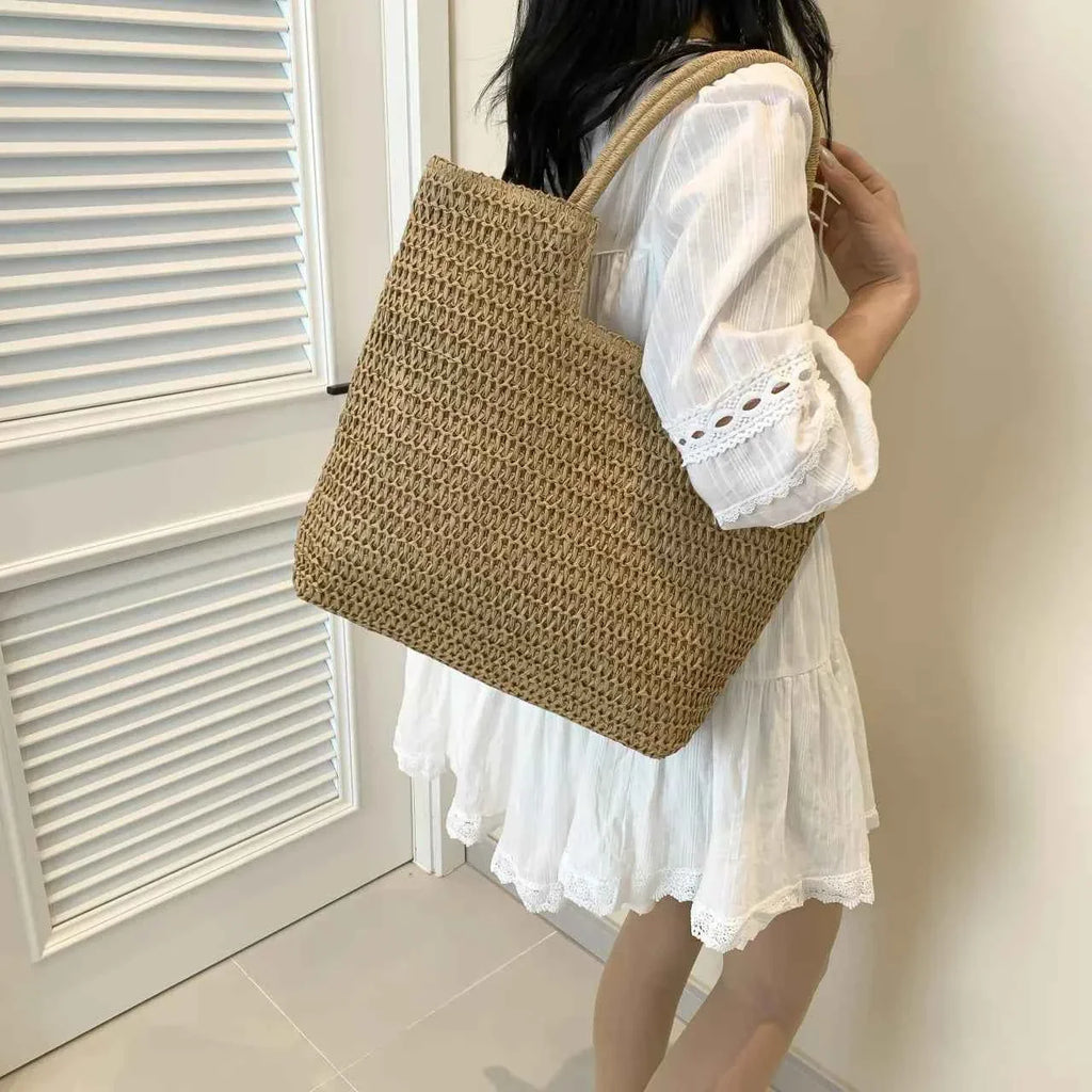 Straw Woven Tote Bag 93f799874f6f4ead904990ca66f34cd9-Max-Origin