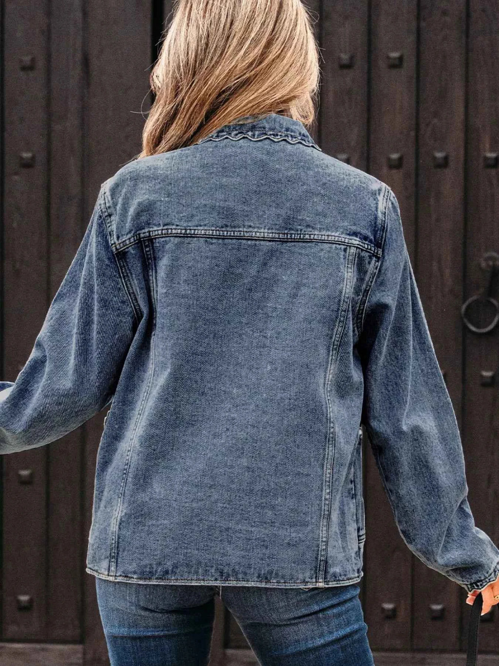 Scallop Trim Collar Patched Pocket Button Up Denim Jacket 9434a181-f378-439b-95ab-530f71e75f45-Max-Origin