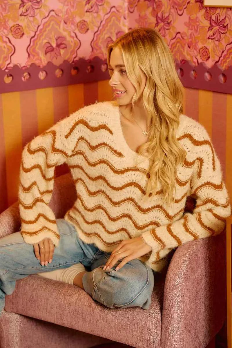 BiBi Wavy Stripes V-Neck Cropped Sweater 944533bf6baf41198177e272a89c34d6-Max-Origin