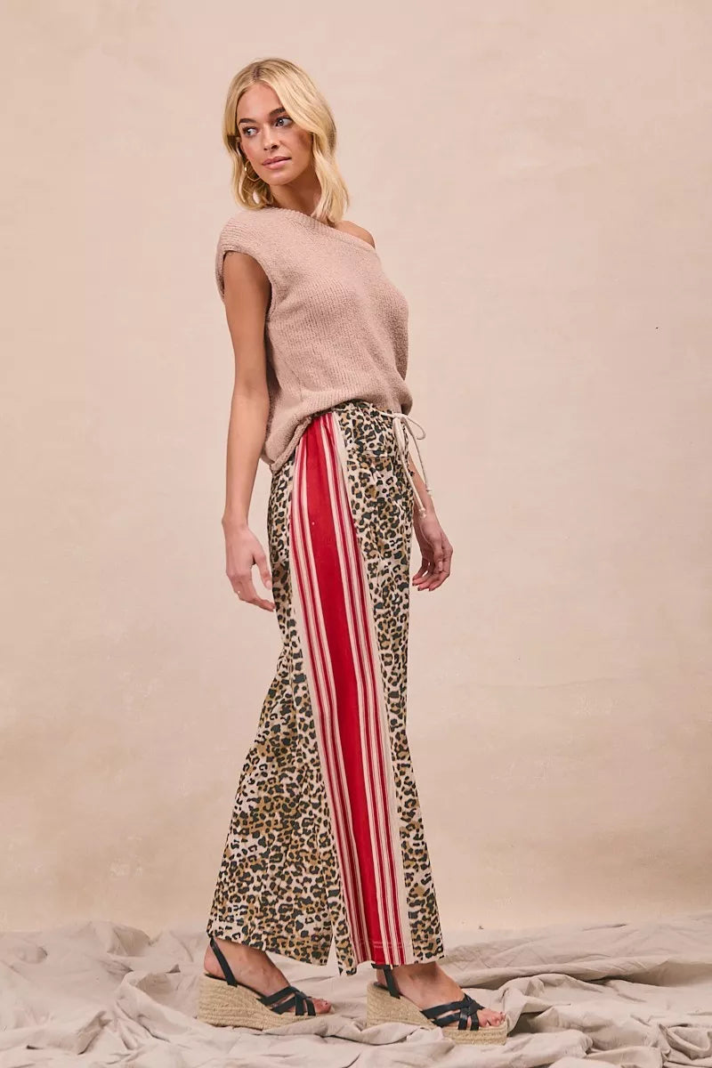 BiBi Leopard Print Pants with Side Contrast and Tucking Welt Pocke 9453e6e2027f40bf8d99b98727f78fe1-Max-Origin