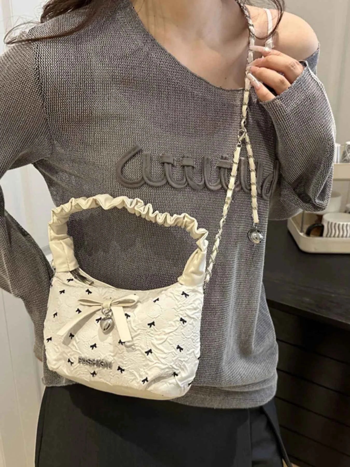 Bow Ruched Strap Crossbody Bag White One Size 94a1596b-1c72-4949-93ee-a2592f3ef78c-Max-Origin
