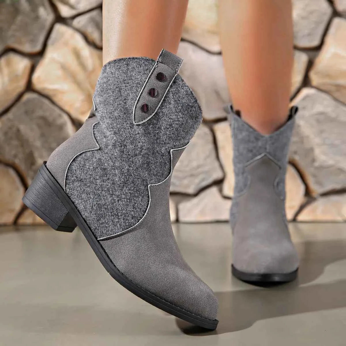 Round Toe Block Heels Boots 94d5d0ce5b2546f3afd1cb419f8d4f13-Max-Origin
