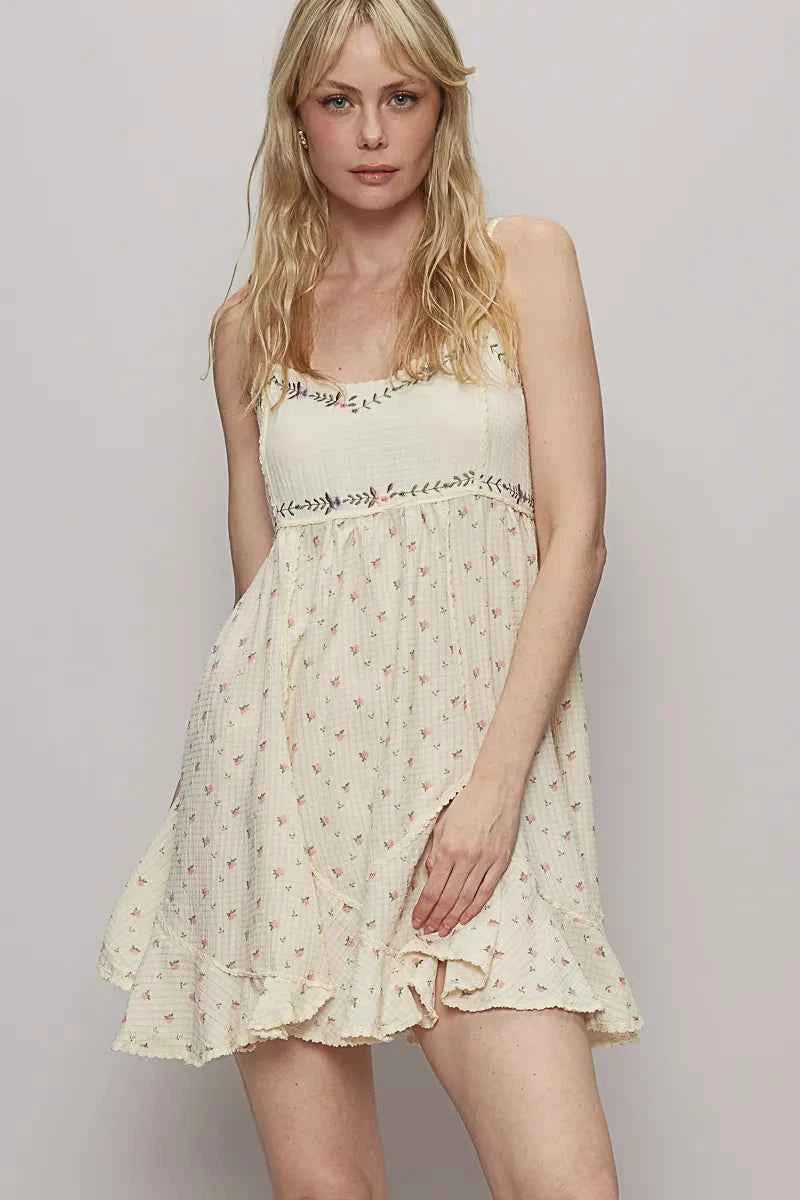 POL Ruffled Hem Floral Print Cami Mini Dress 94d5df92-7061-4abd-94f5-d93d50c13fd8-Max-Origin