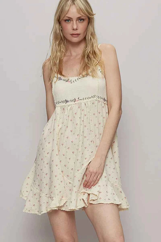 POL Ruffled Hem Floral Print Cami Mini Dress 94d5df92-7061-4abd-94f5-d93d50c13fd8-Max-Origin