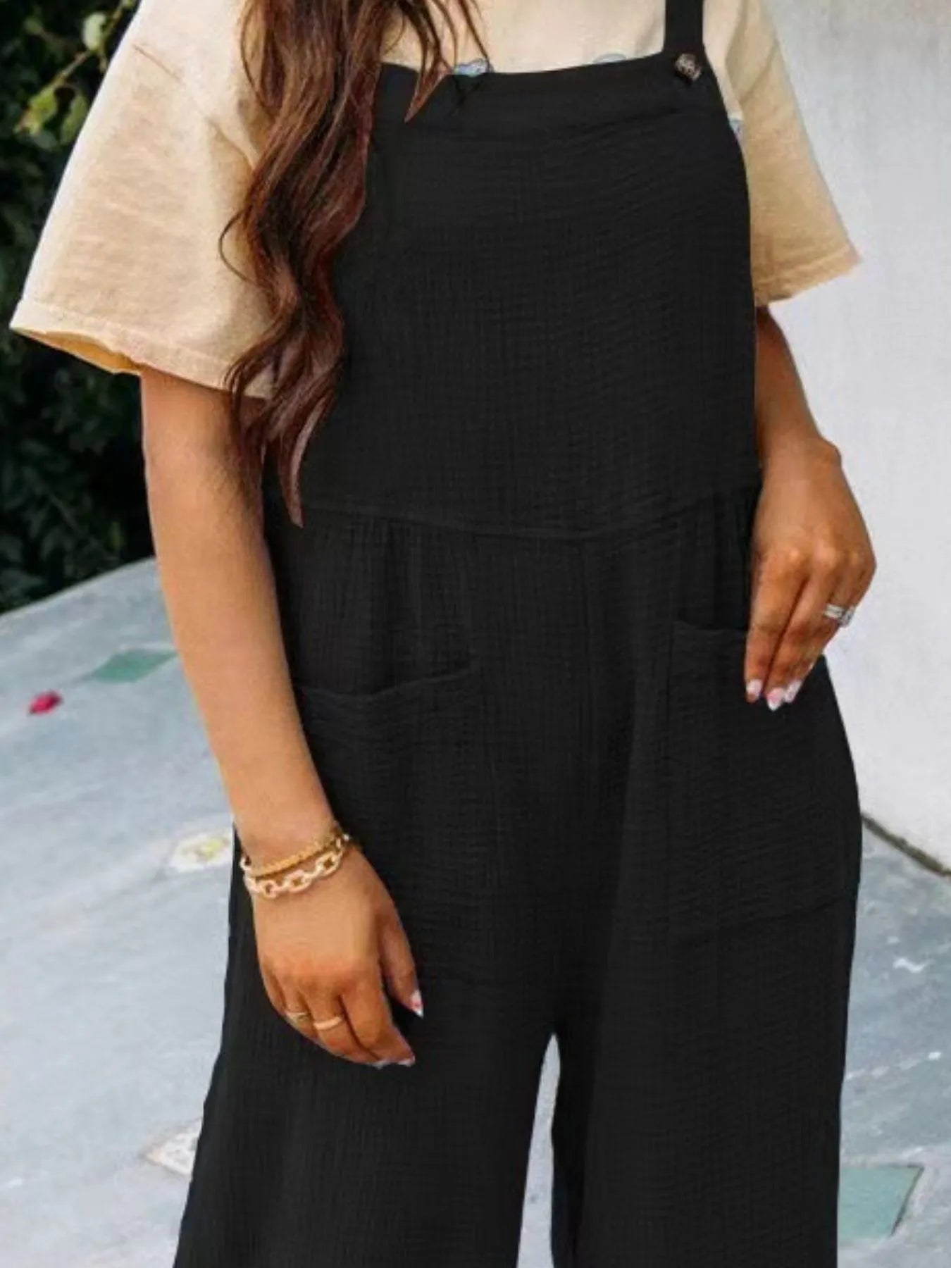Full Size Casual Wide Leg Textured Overalls Plus Size 94ec338d-2841-4ef7-b26f-74836f487b56-Max-Origin