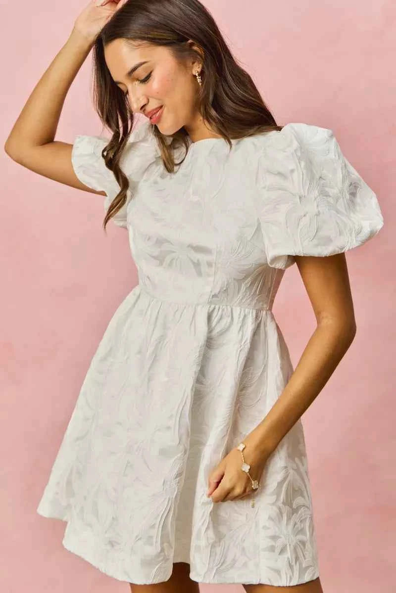 SO ME Floral Jacquard Bubble Shorts Sleeves Mini Dress 957d3722eb764cc4b7559623c4213620-Max-Origin