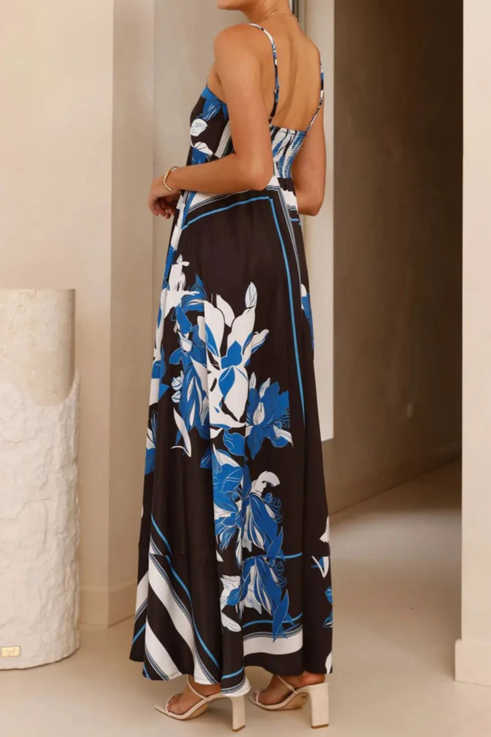 Printed Square Neck Cami Maxi Dress 958259f4-17a6-4a4c-bcb7-d9b0a765c0a2-Max-Origin