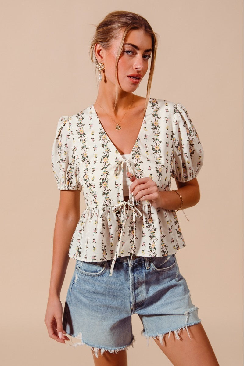 SO ME Floral Print Tie Front Shirred Hem Blouse 95922b39c22946f49120b3358899a710-Max
