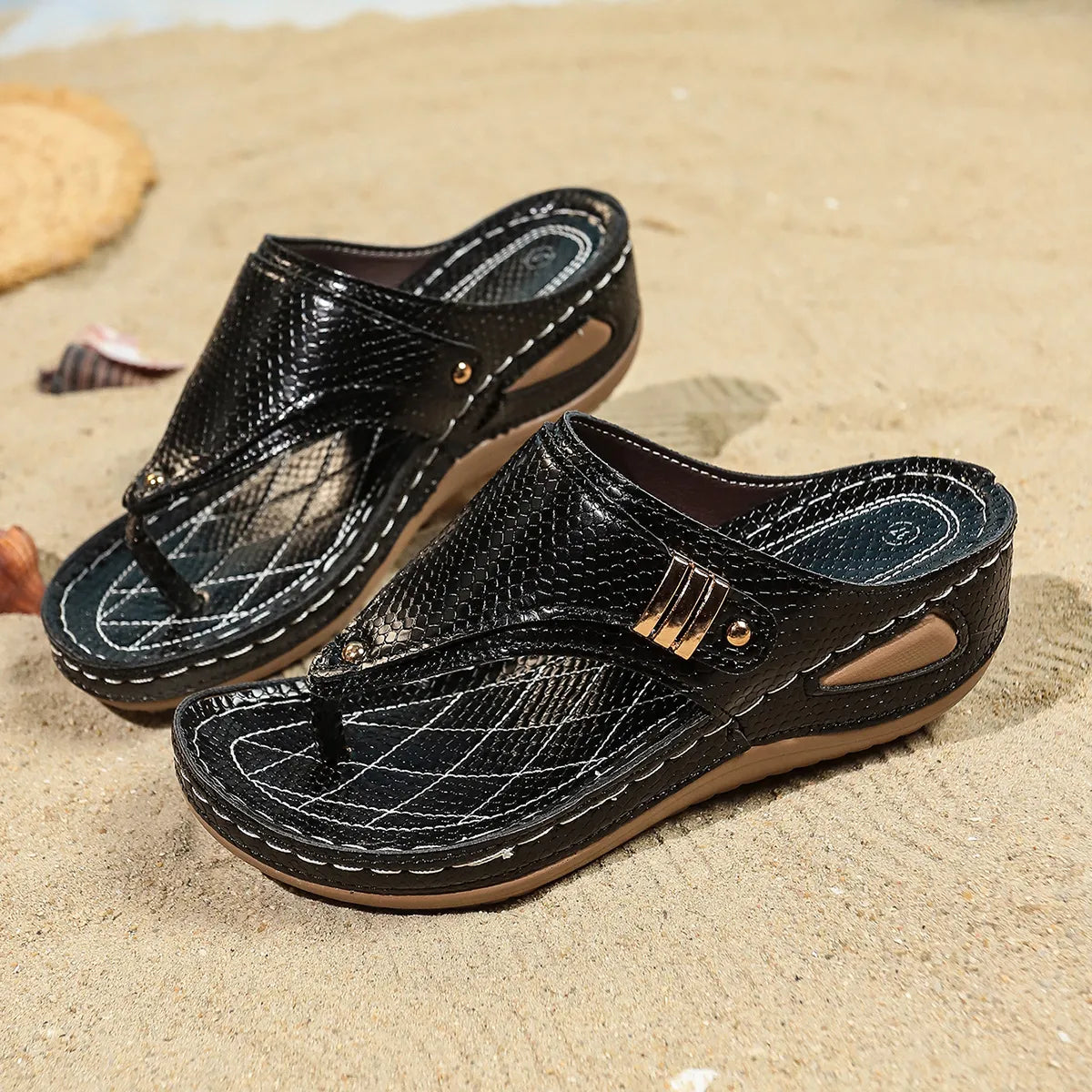 Toe Post Wedge Sandals Black 95d44c64-9cec-40c9-90c9-be46e67f070e-Max-Origin