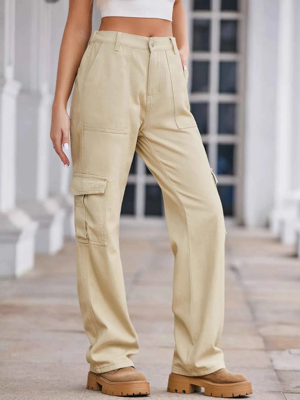 High-Waisted Cargo Jeans Light Khaki 960d747d99e348c2abe267d0406ca4b4-Max-Origin