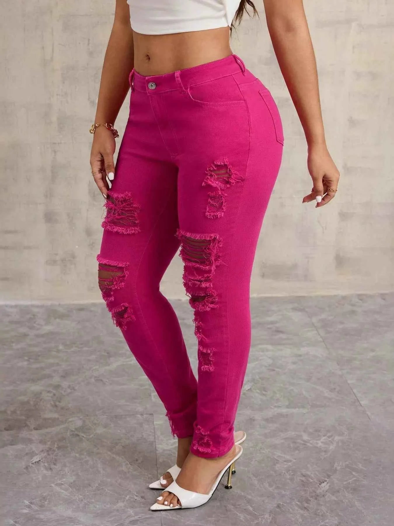 High-Waisted Distressed Skinny Jeans 96616ead20af4025829c4bbe8e47af25-Max-Origin