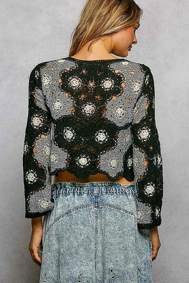 POL Floral Weave Pattern Crochet Cropped Top with Beads Detail 966ab702-4fb4-4647-88c9-d59020cccf0c-Max-Origin