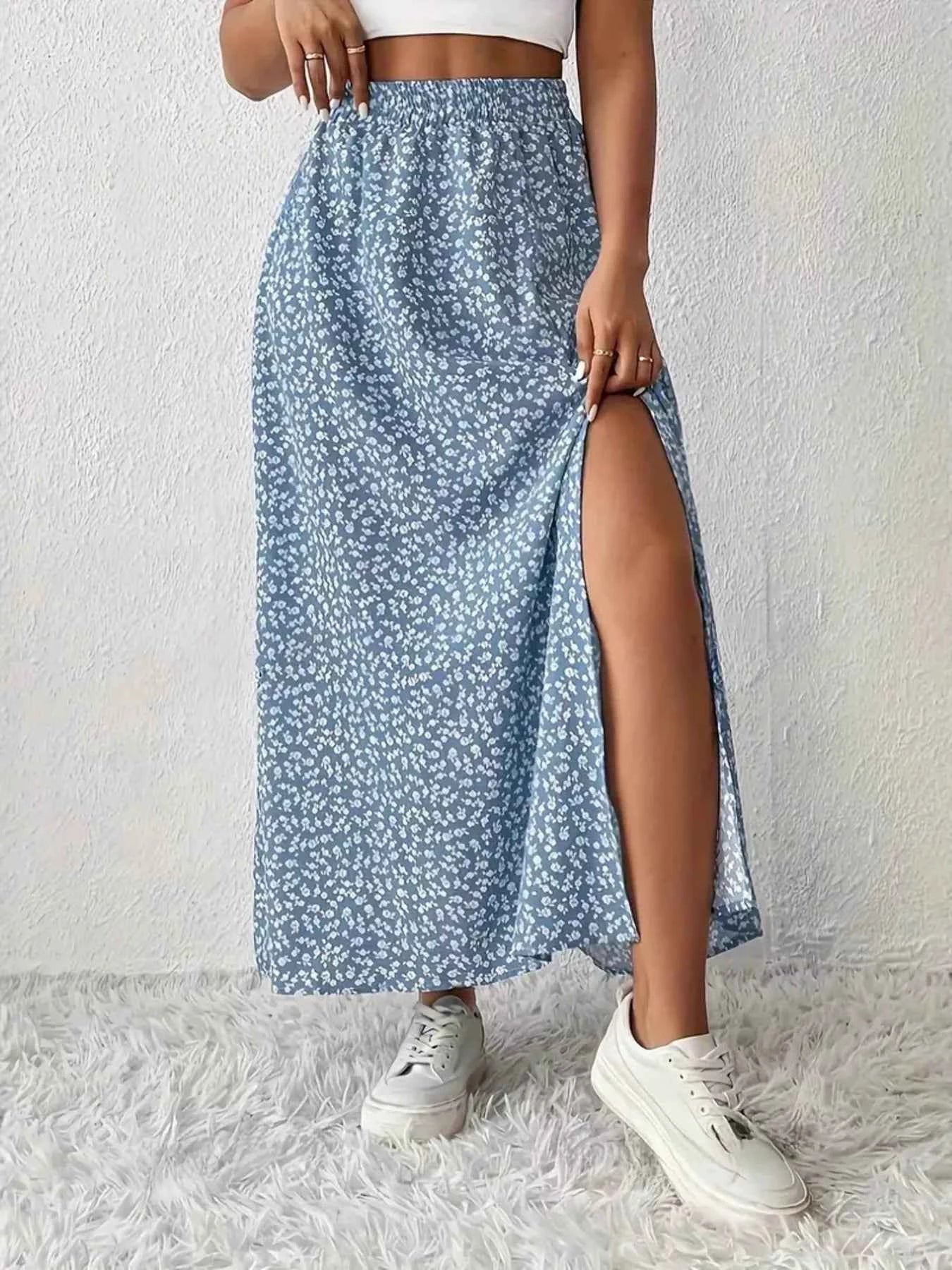 Slit Printed Skirt 968050b3f36f4ee185c8909bab3b1525-Max-Origin