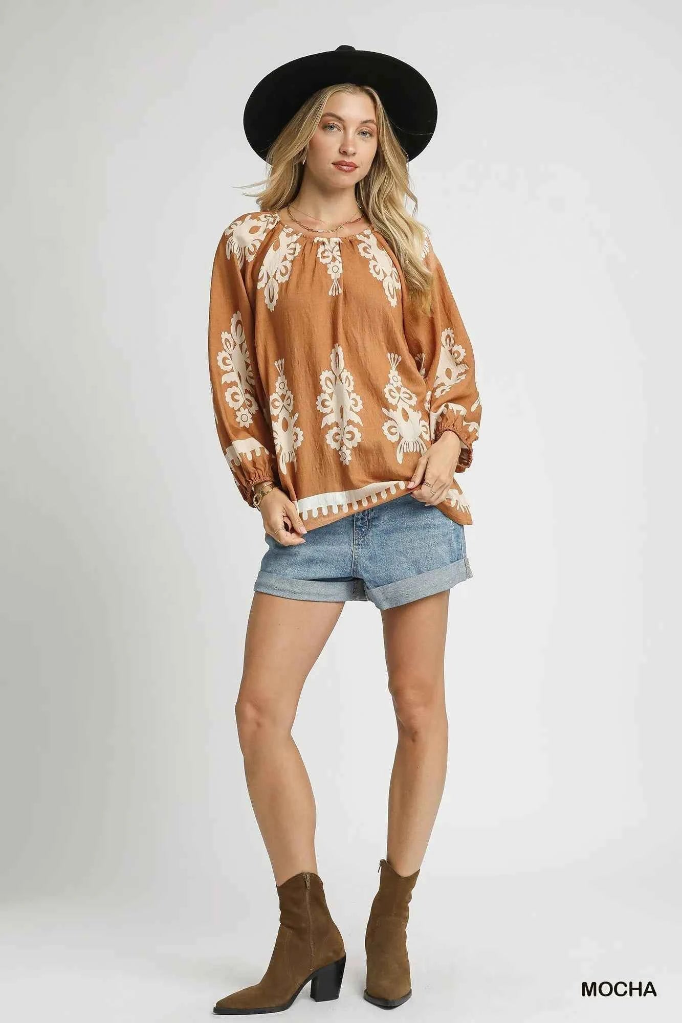 Umgee Full Size Two Tone Border Print Top with Balloon Sleeves Plus Size 96e74c17-33f0-4942-8512-44d5298c205d-Max-Origin