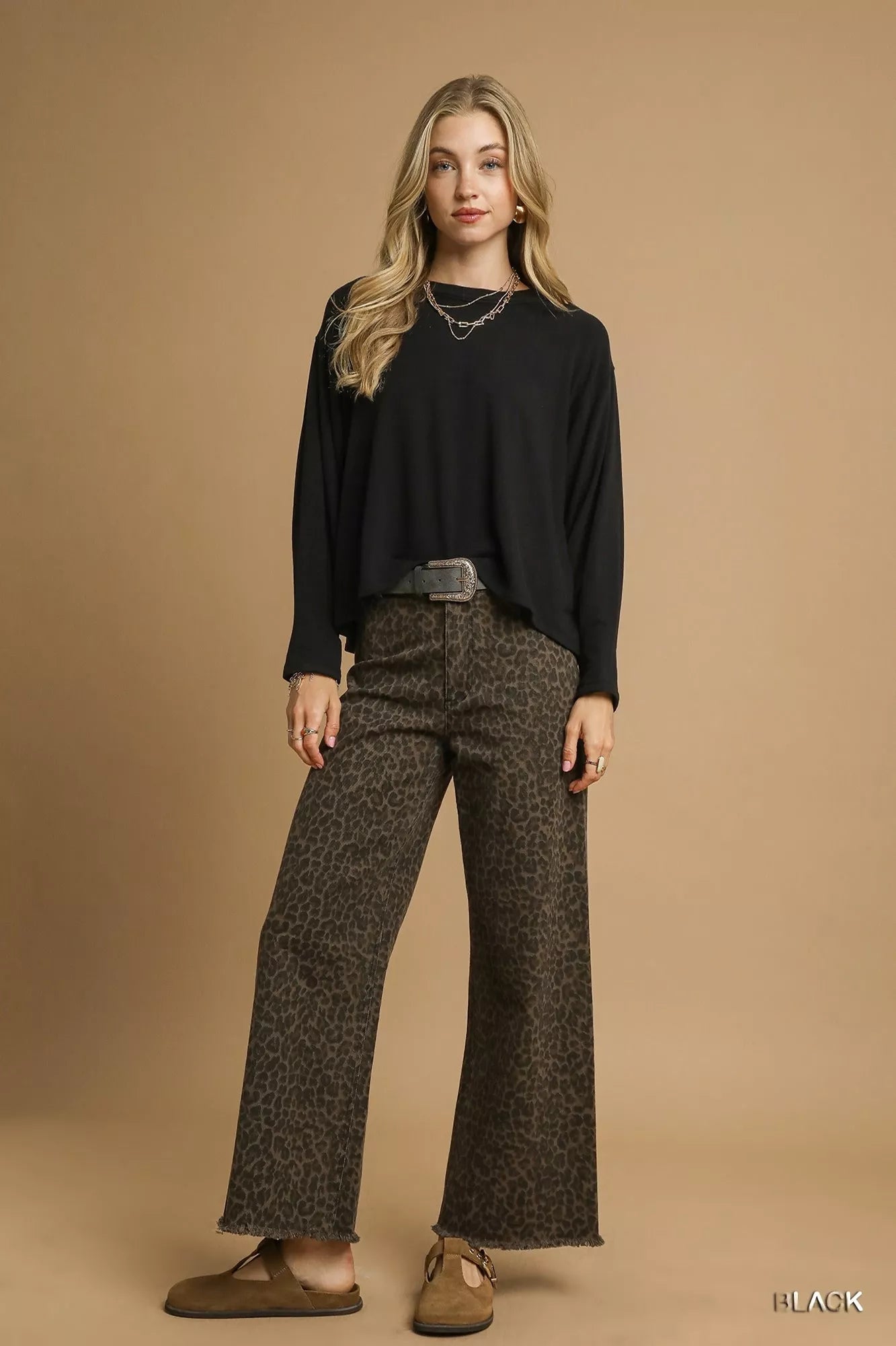 Umgee Brushed Fleeve Crewneck Top 96f3de5b-d3d7-444e-8942-ee79d9a8cce3-Max-Origin