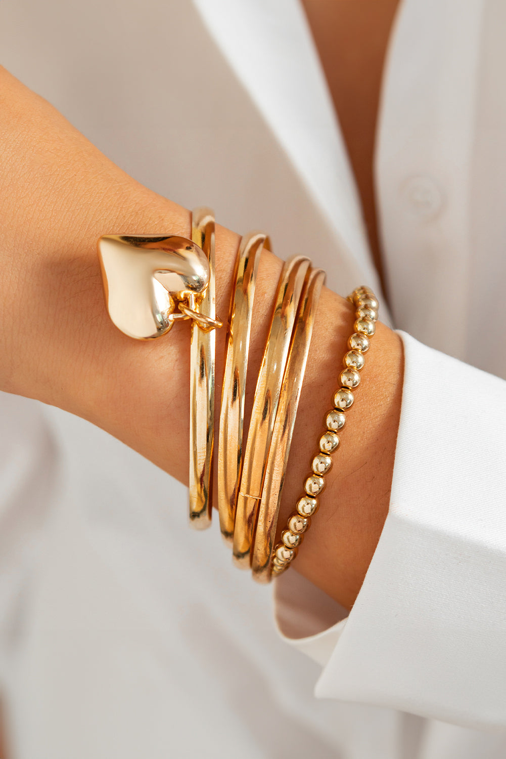 Gold 5pcs Minimalist Heart Charm Beaded Bracelet Set 96fb3d422d2cad91