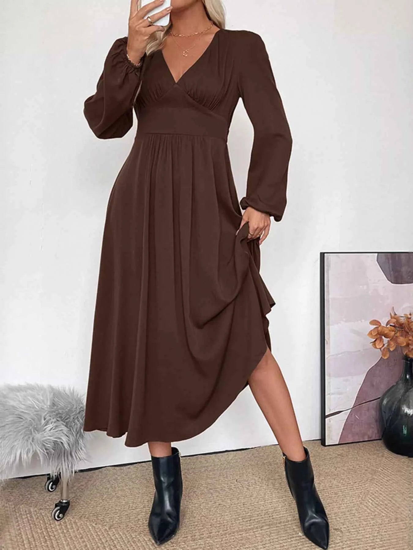 V-Neck Balloon Sleeve Midi Dress 96feb05c9cf44aca8de829f292a2d477-Max-Origin
