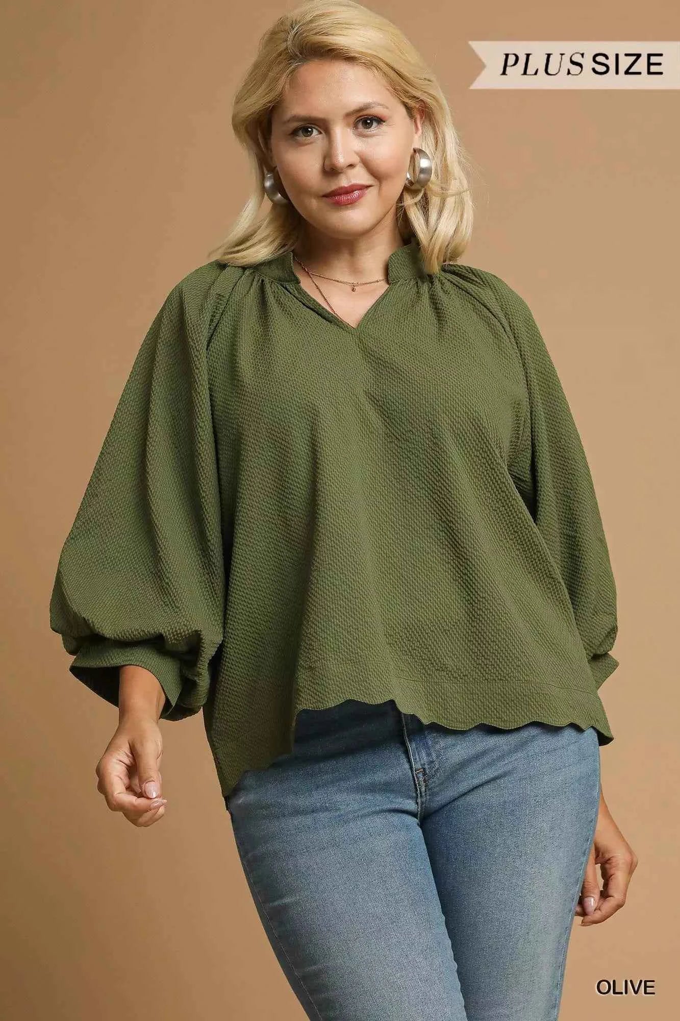 Umgee Full Size Textured Notched Balloon Sleeve Blouse Plus Size 97005cc8-a5fa-434f-8be2-8329bf95b4fb-Max-Origin