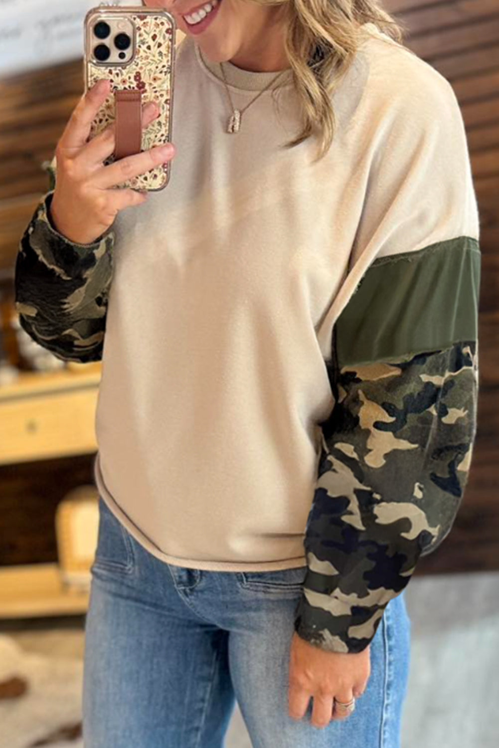 Apricot Camo Print Patchwork Sleeve Raw Hem Plus Size Sweatshirt Apricot 80%Polyester+15%Cotton+5%Elastane 97775e1bde8d0bf4
