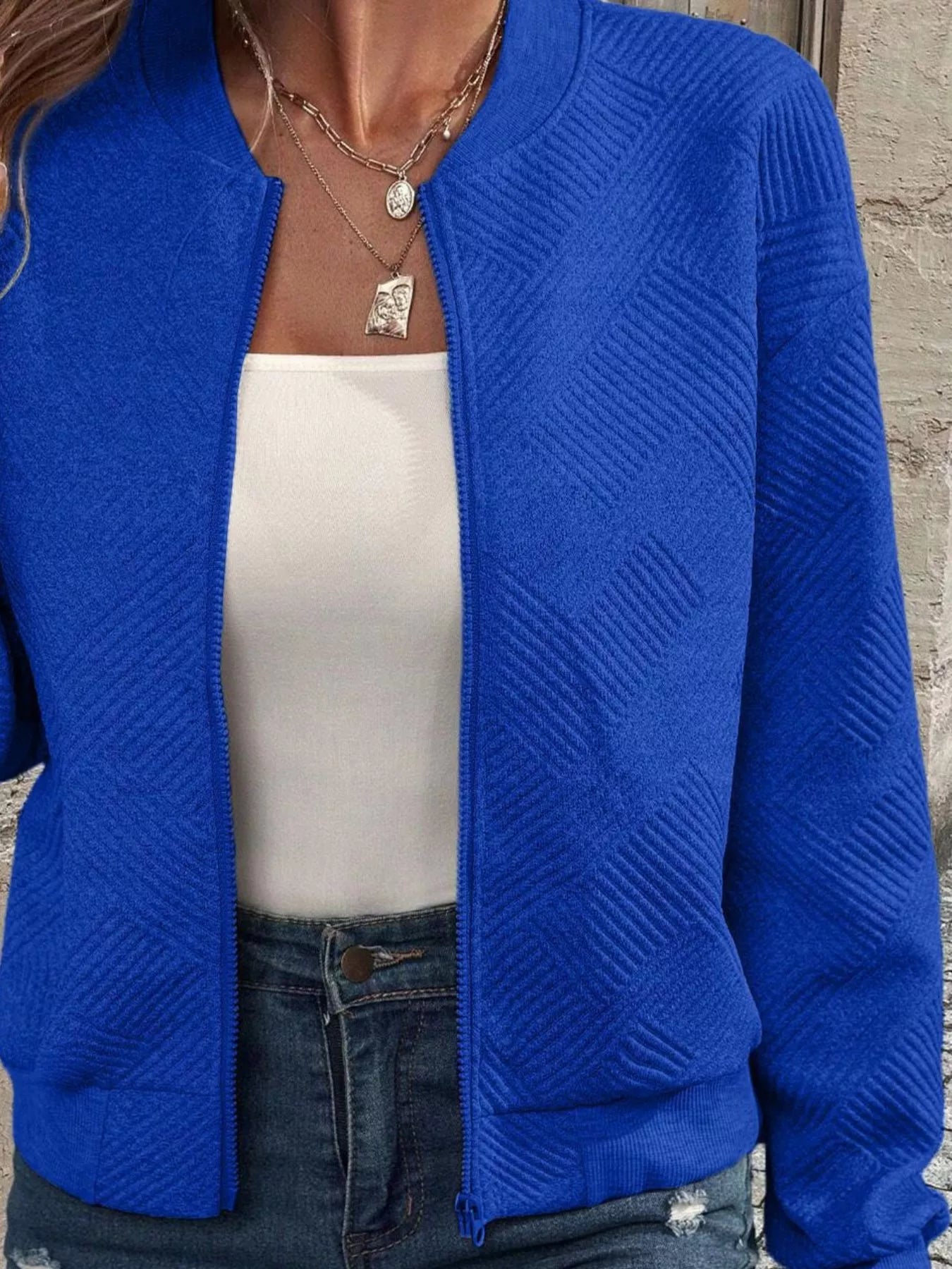 Texture Zip-Up Bomber Jacket 978a1743-9716-4fc5-82dd-8e16d2deb78a-Max-Origin