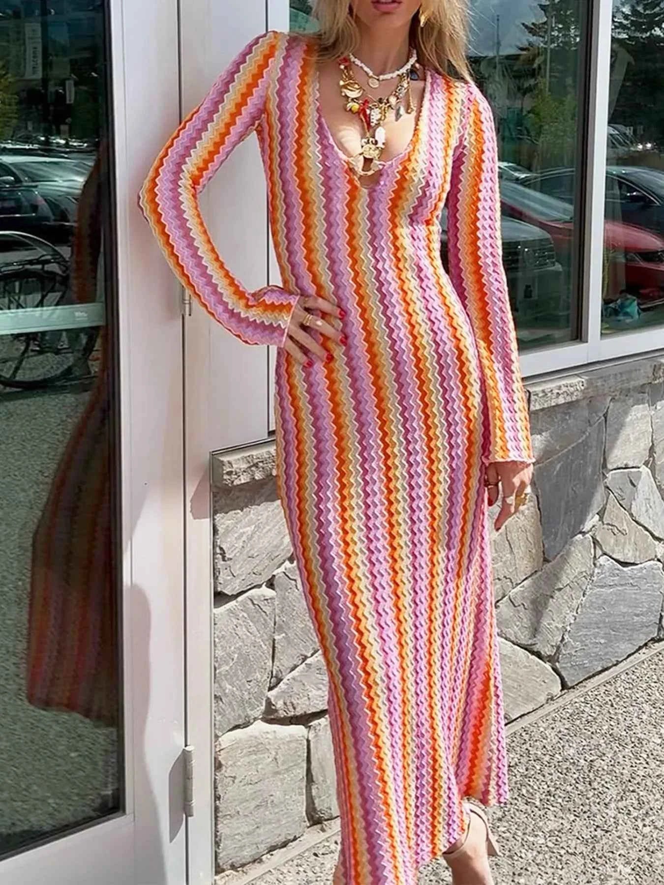 Contrast Striped Long Sleeve Maxi Dress Strawberry 9795f0bacf064fd2983302c5fa3fcc3c-Max-Origin