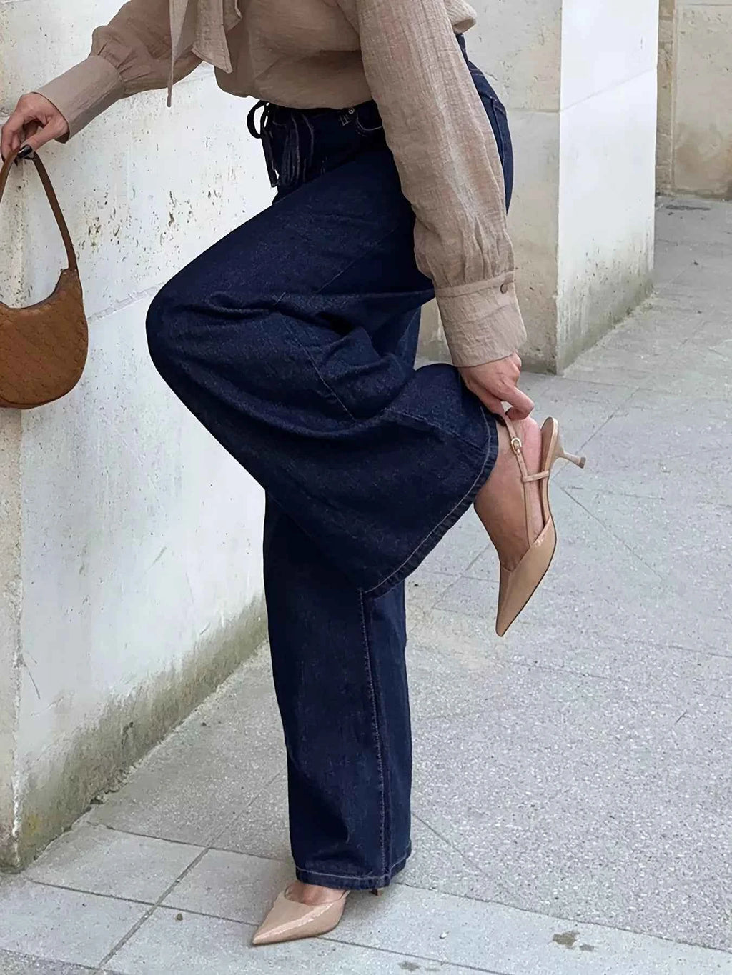 Tied Loose Fit Flare Jeans 97a864e848864e1f9a70912bc3a71c4f-Max-Origin