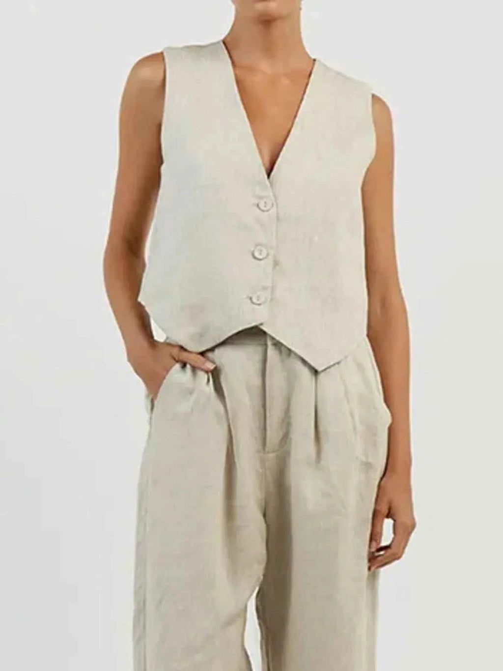 Full Size V-Neck Vest and Wide Leg Pants Set Plus Size 984bad16-3fcd-4c5a-9349-d7e5dc3d11eb-Max-Origin