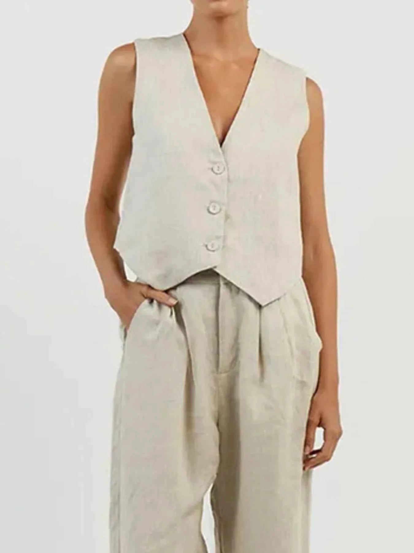 Full Size V-Neck Vest and Wide Leg Pants Set Plus Size 984bad16-3fcd-4c5a-9349-d7e5dc3d11eb-Max-Origin