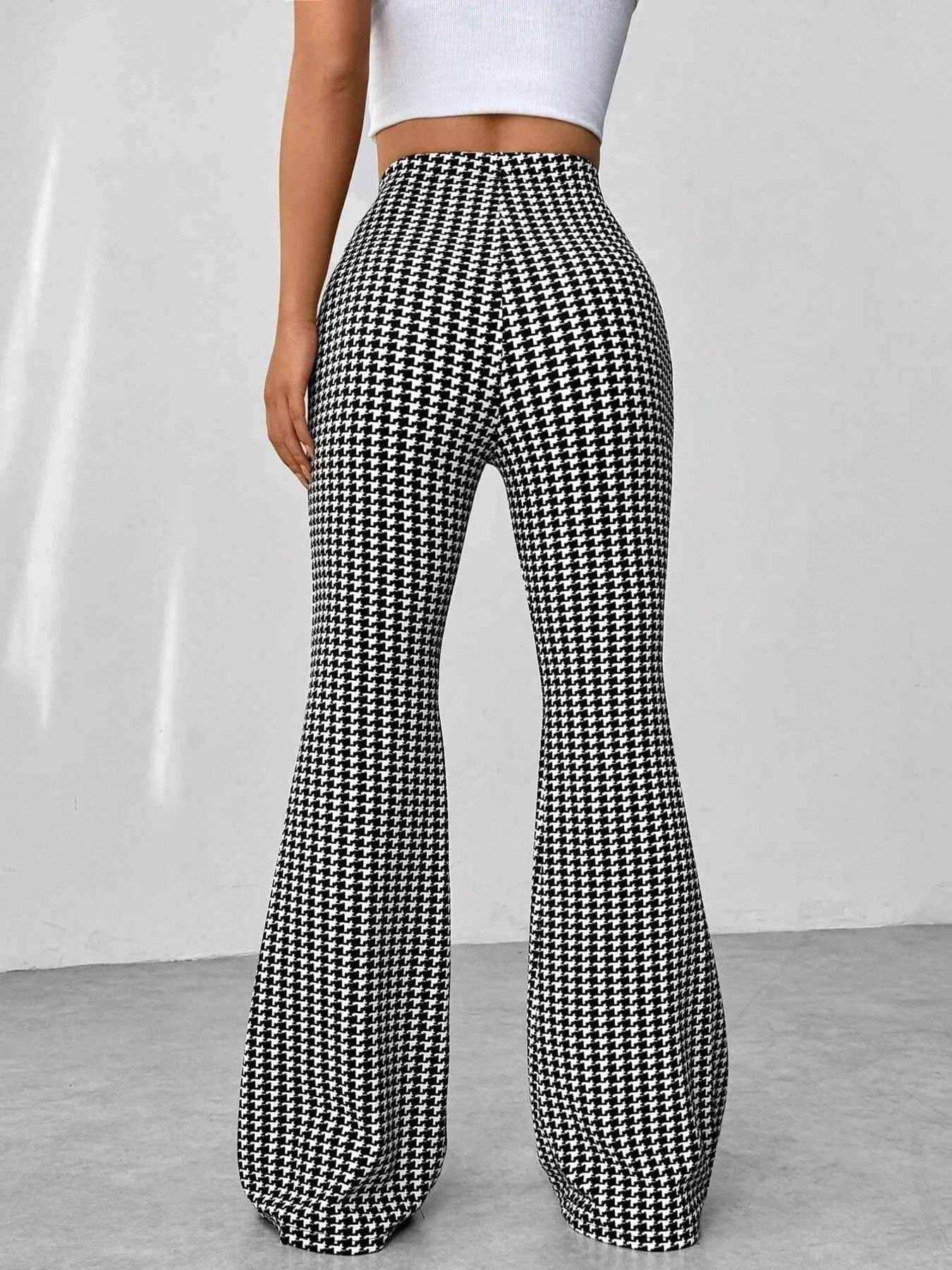 High Waisted Flare Pants 9856651daac04143a7cb8bb989bcc226-Max-Origin