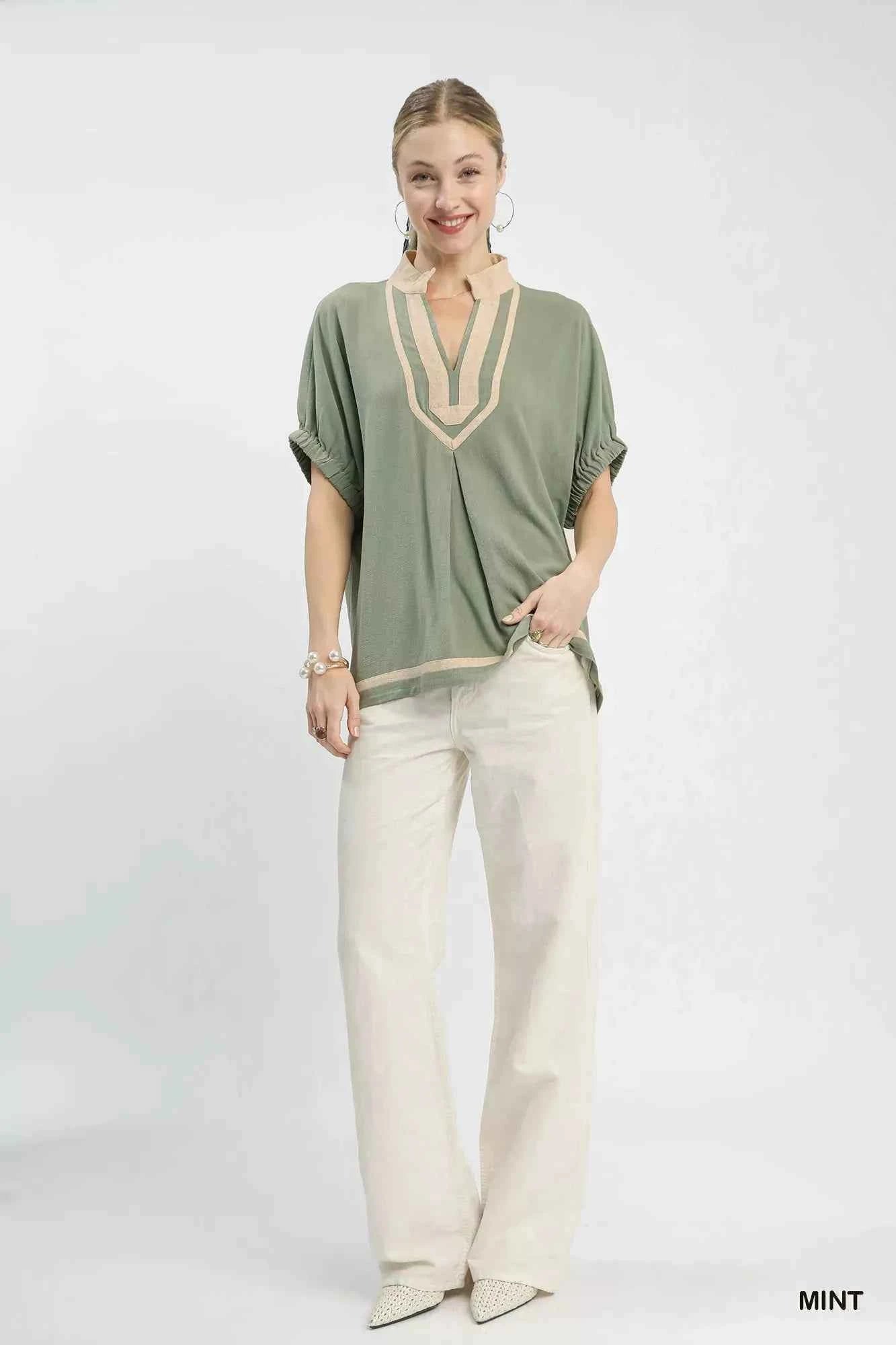 Umgee Linen Contrast Trim V-Neck Blouse 98806252-c8fb-4ebe-b873-ec071bcda332-Max-Origin