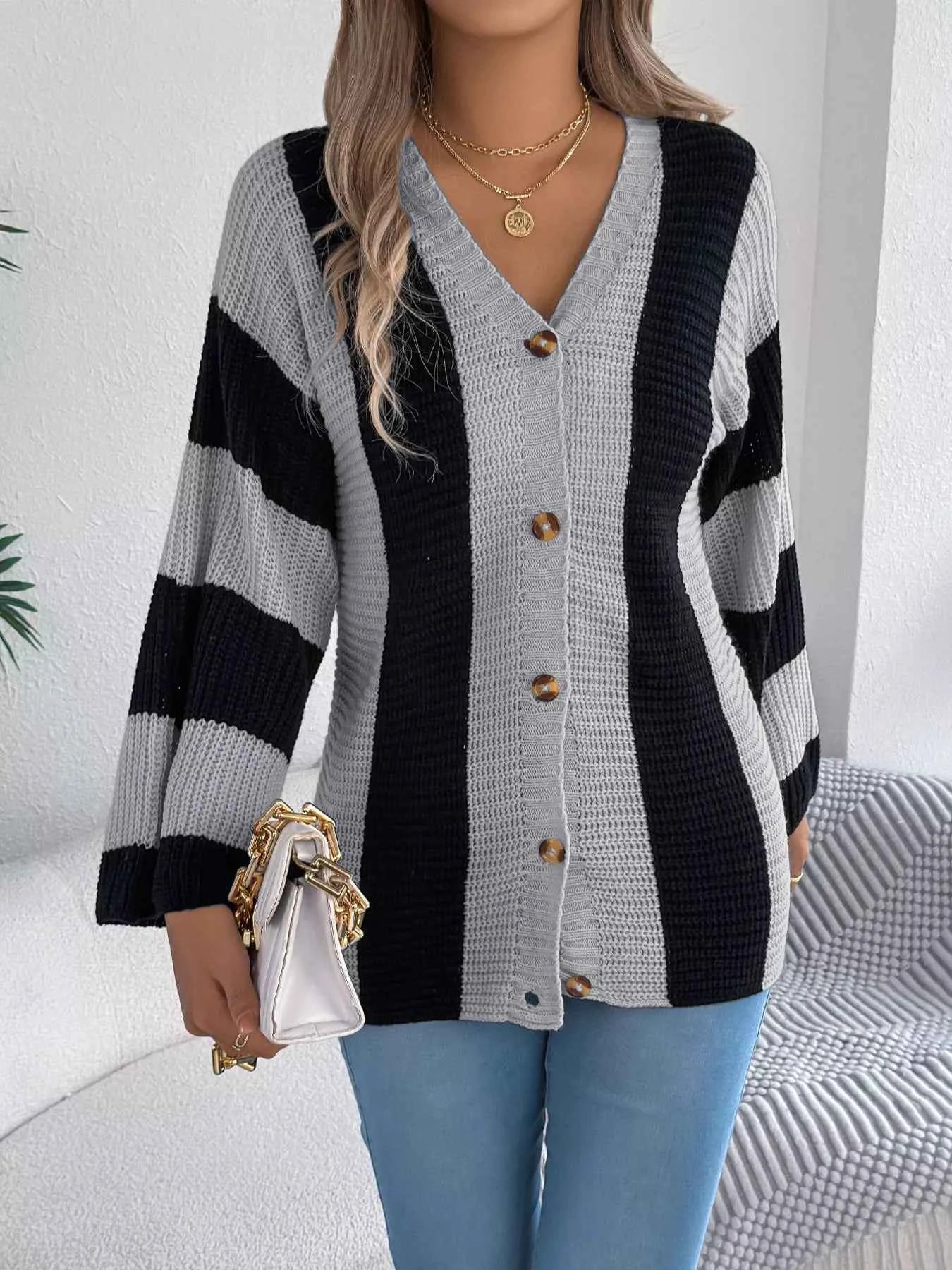 Color Block Button-Up Cardigan 988eb8023d9d4831b21187013f74a7d7-Max-Origin