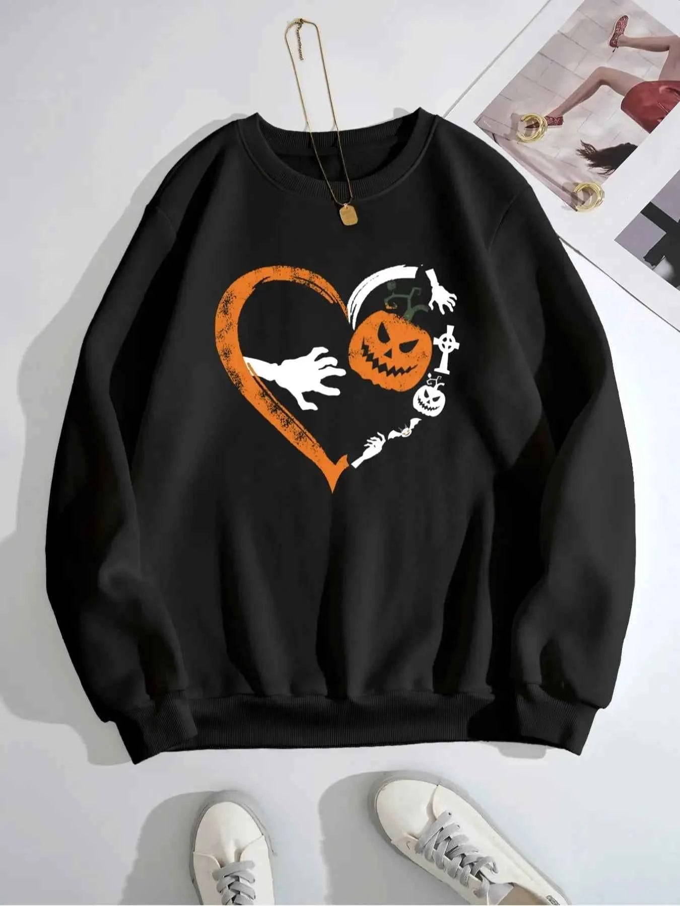 Halloween Heart Pumpkin Round Neck Sweatshirt Black 98ce4bb2-f31e-4fa4-adb3-0423a06771d6-Max-Origin