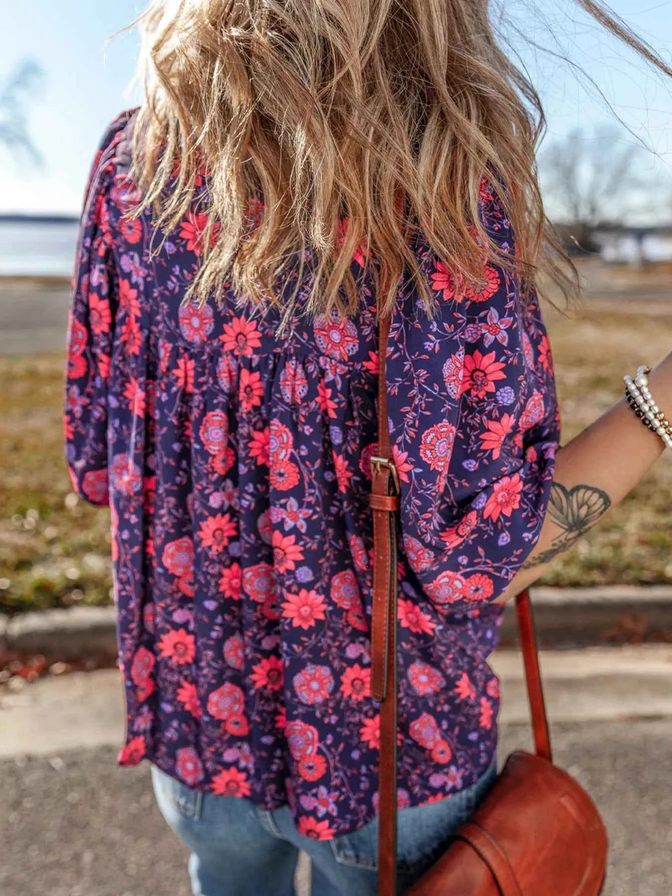 Floral Half Sleeve Split Neck Blouse Top 98f30b06dd4f4b2585da7de6a1de9e88-Max-Origin