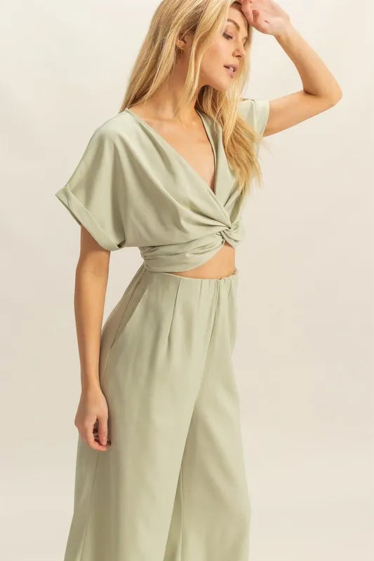 Twisted Front Short Sleeve Top and Wide Leg Pants Set 991080dd-bbac-4a5f-b685-08c0bb074580-Max