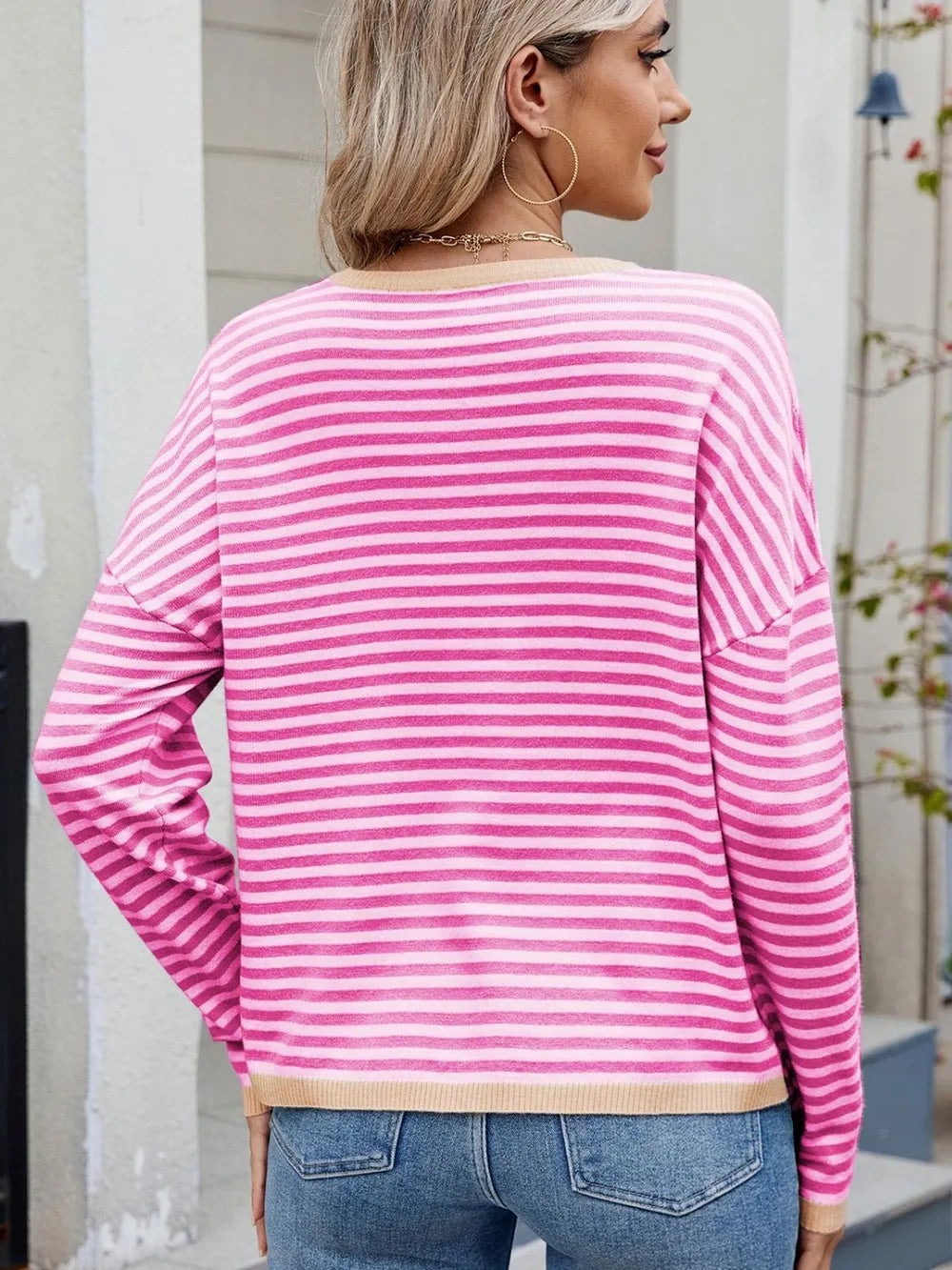 Striped Contrast Round Neck Long Sleeve Sweater 993b9548-ccf1-412f-bb26-574ab27e1c79-Max