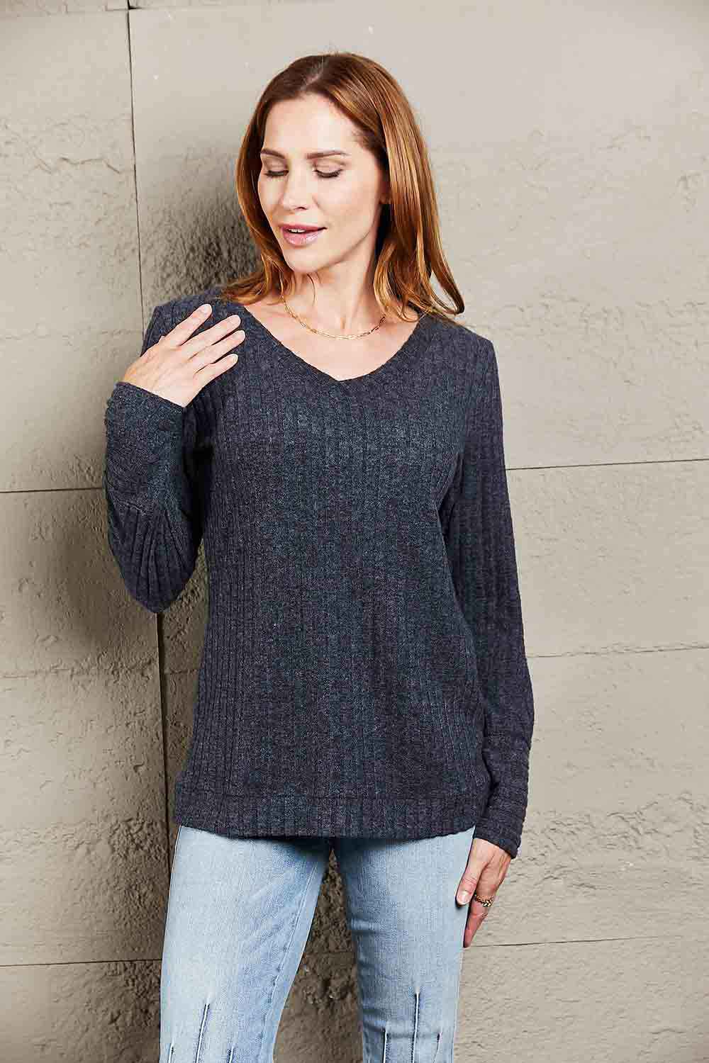 Mandy V-Neck Long Sleeve Ribbed Top Black 99604c75169a4ec6805621f8e50af775-Max