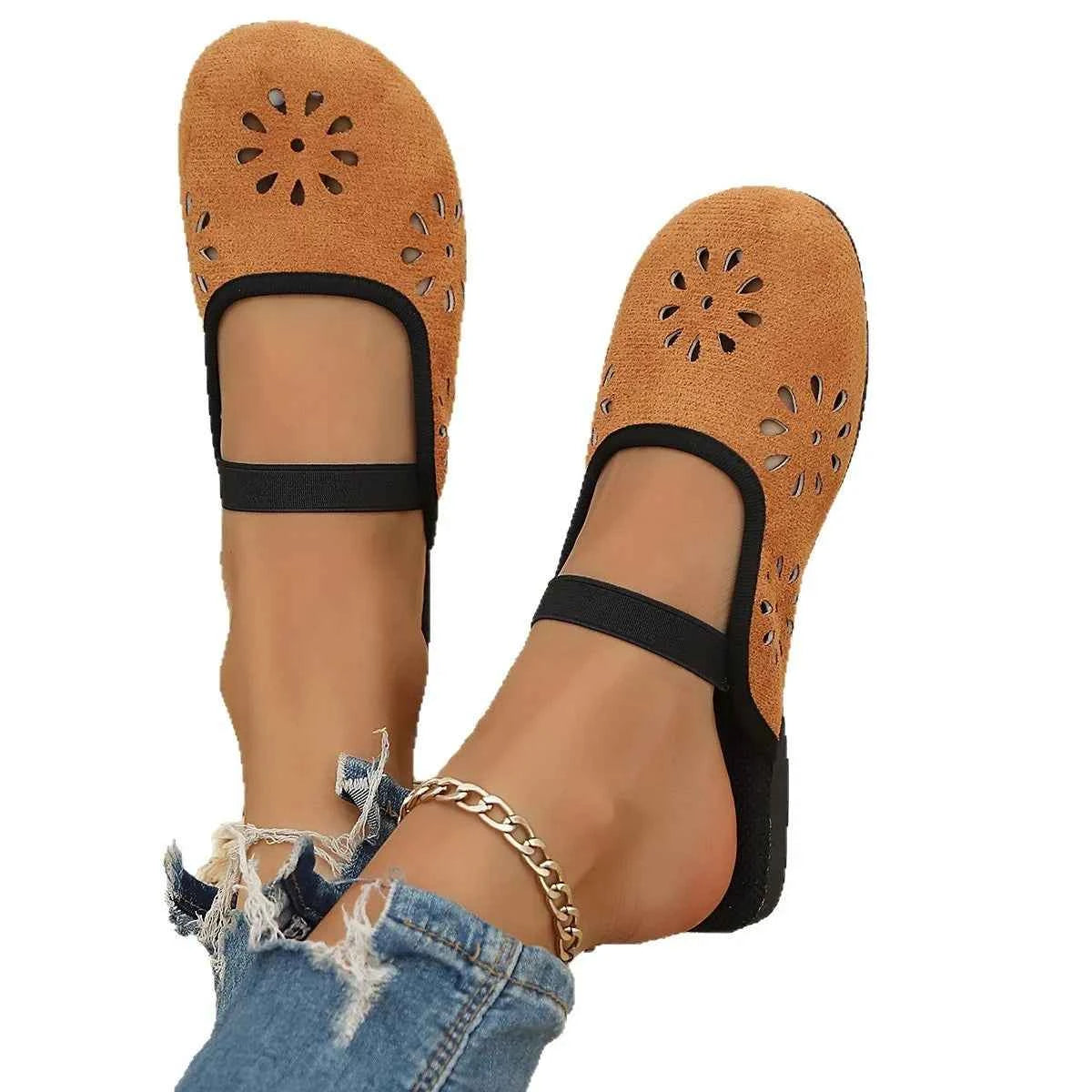 Cutout Round Toe Slip-Ons 9964eba59eb546848b2ba1950fbe752d-Max-Origin