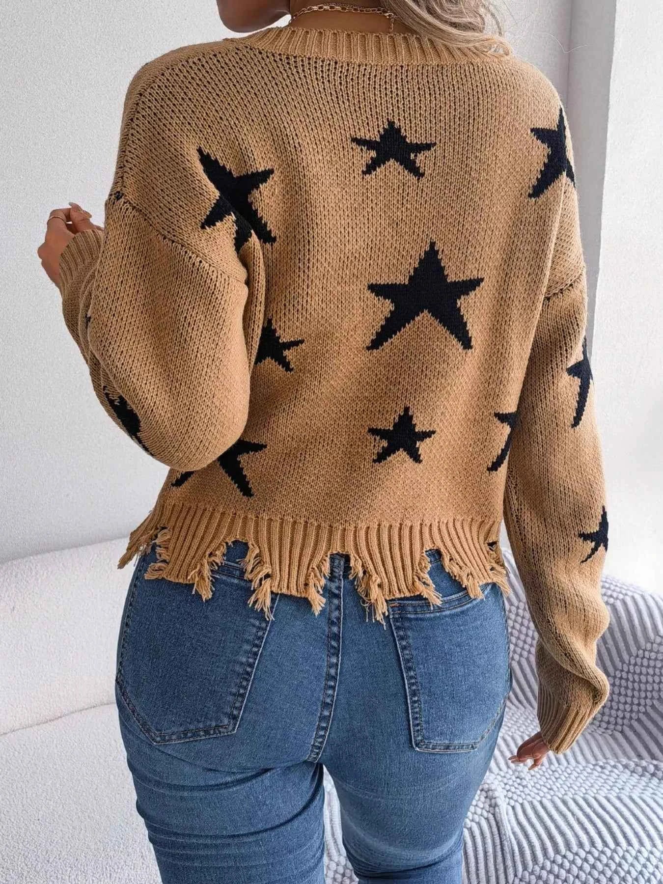 Star Pattern V-Neck Distressed Sweater 99c65ef8-11ab-4972-9c3c-cd0f6a591b0b-Max-Origin