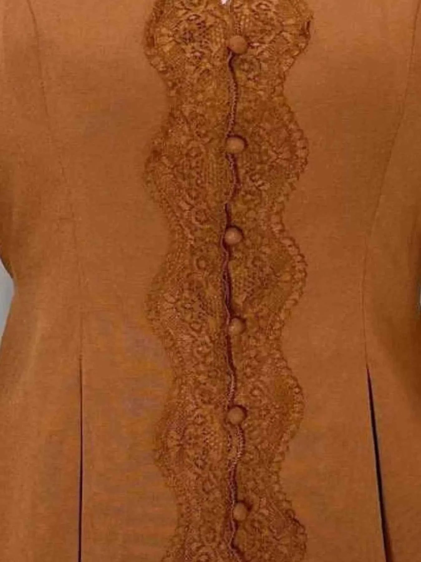 Lace Detail Balloon Sleeve Blouse 9a3e514c39084e55af975c86445843e4-Max-Origin