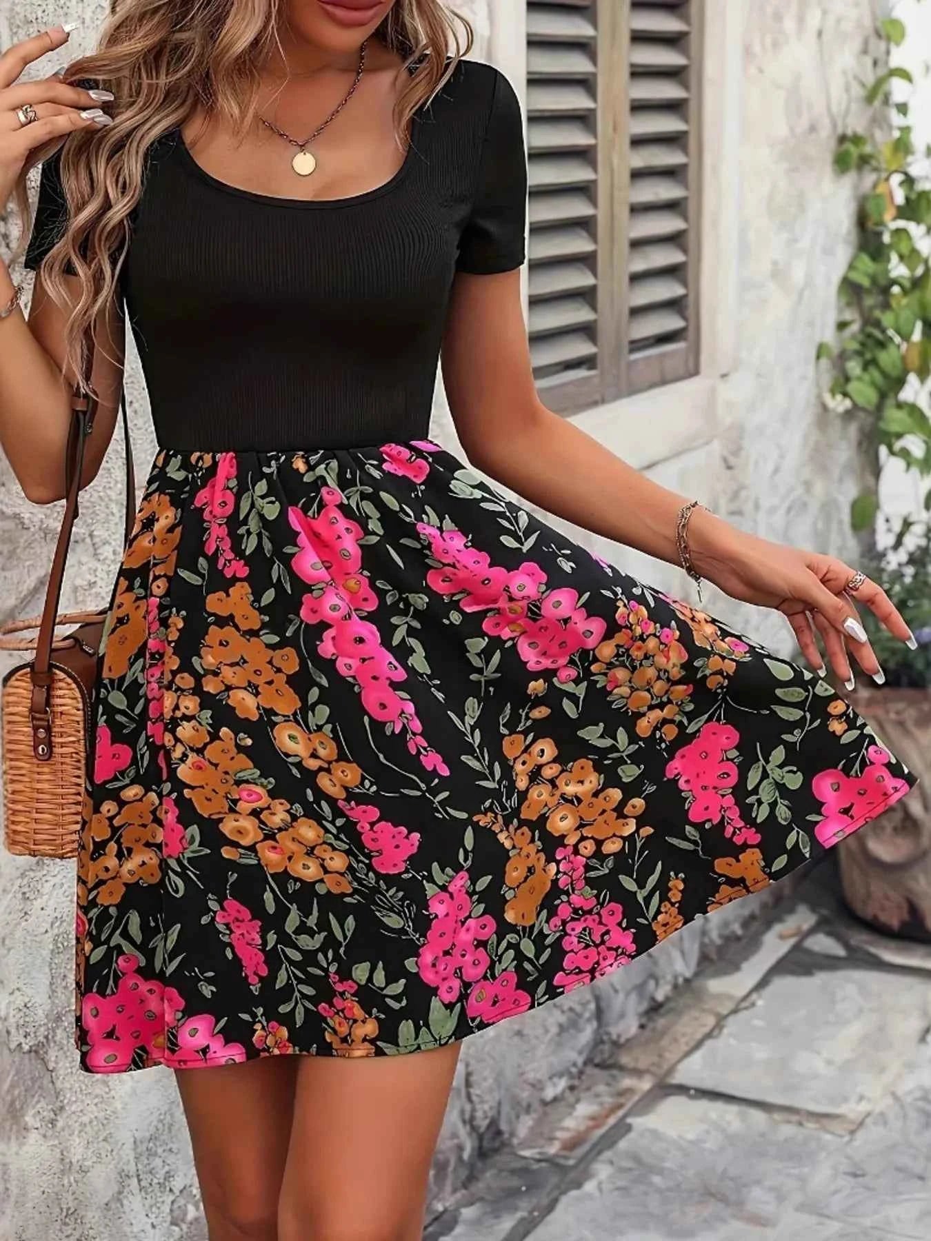 Floral Print Short Sleeve Mini Dress 9a4996759513426ba4acc992c491c7a2-Max-Origin