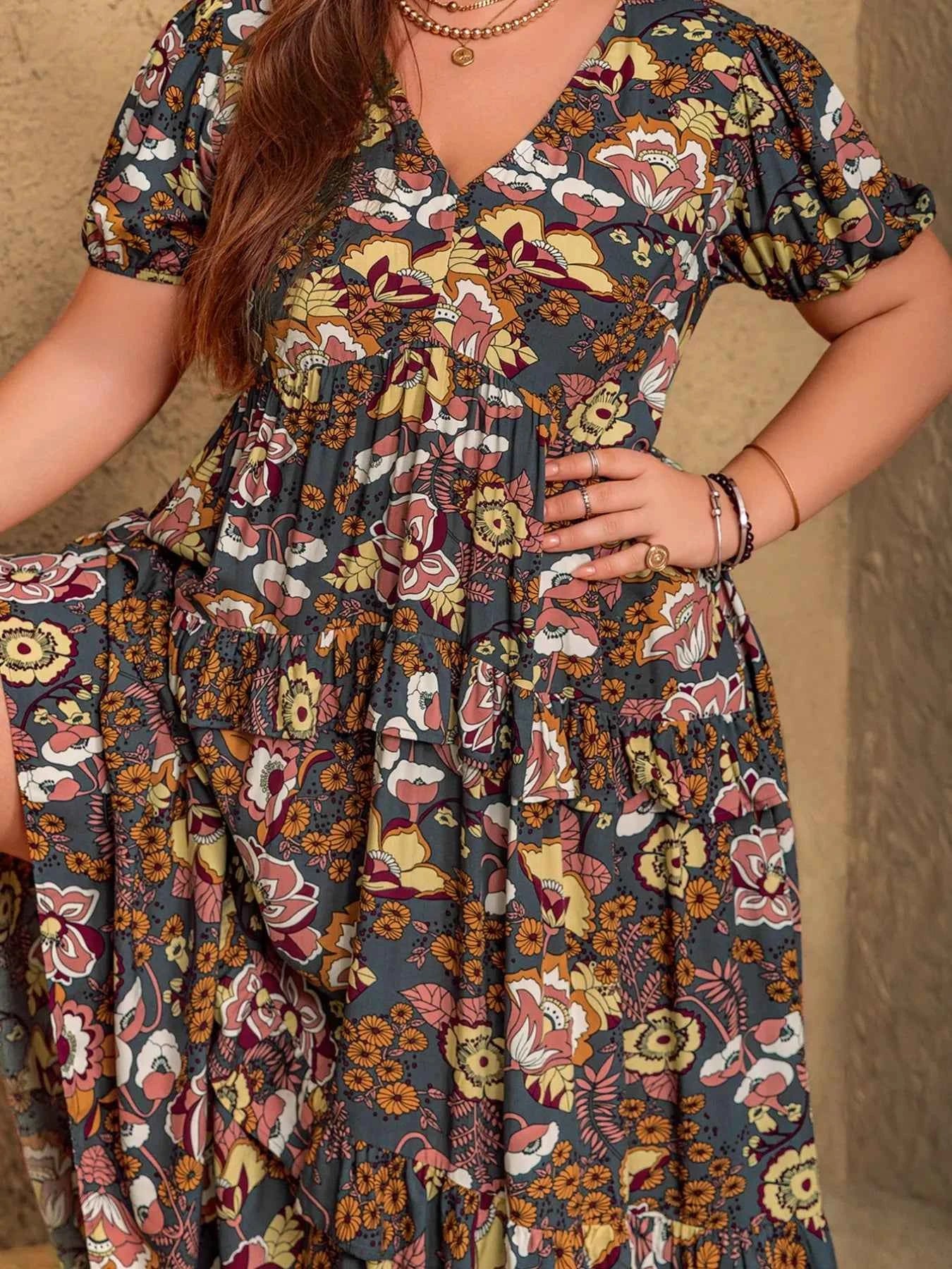 Plus Size V-Neck Short Sleeve Midi Dress 9a90cfce-165e-4676-91a7-c3fb595289ce-Max-Origin